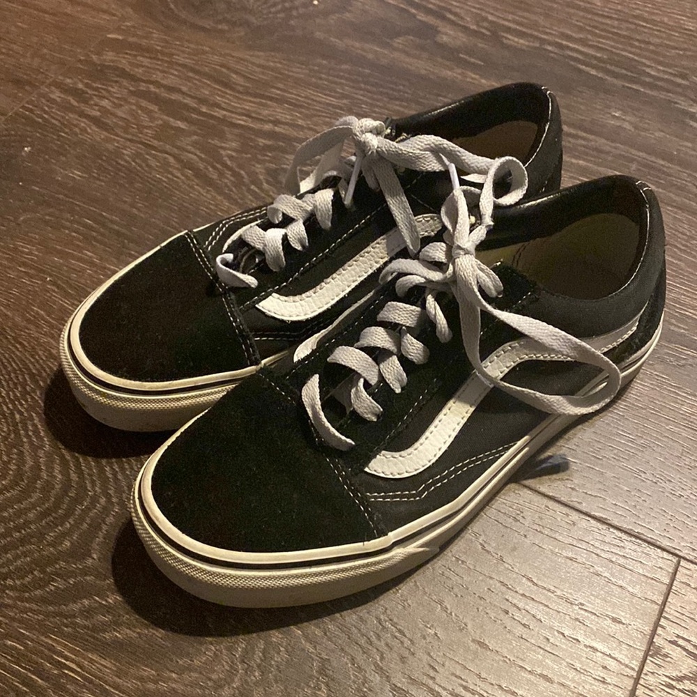 Used Black Vans